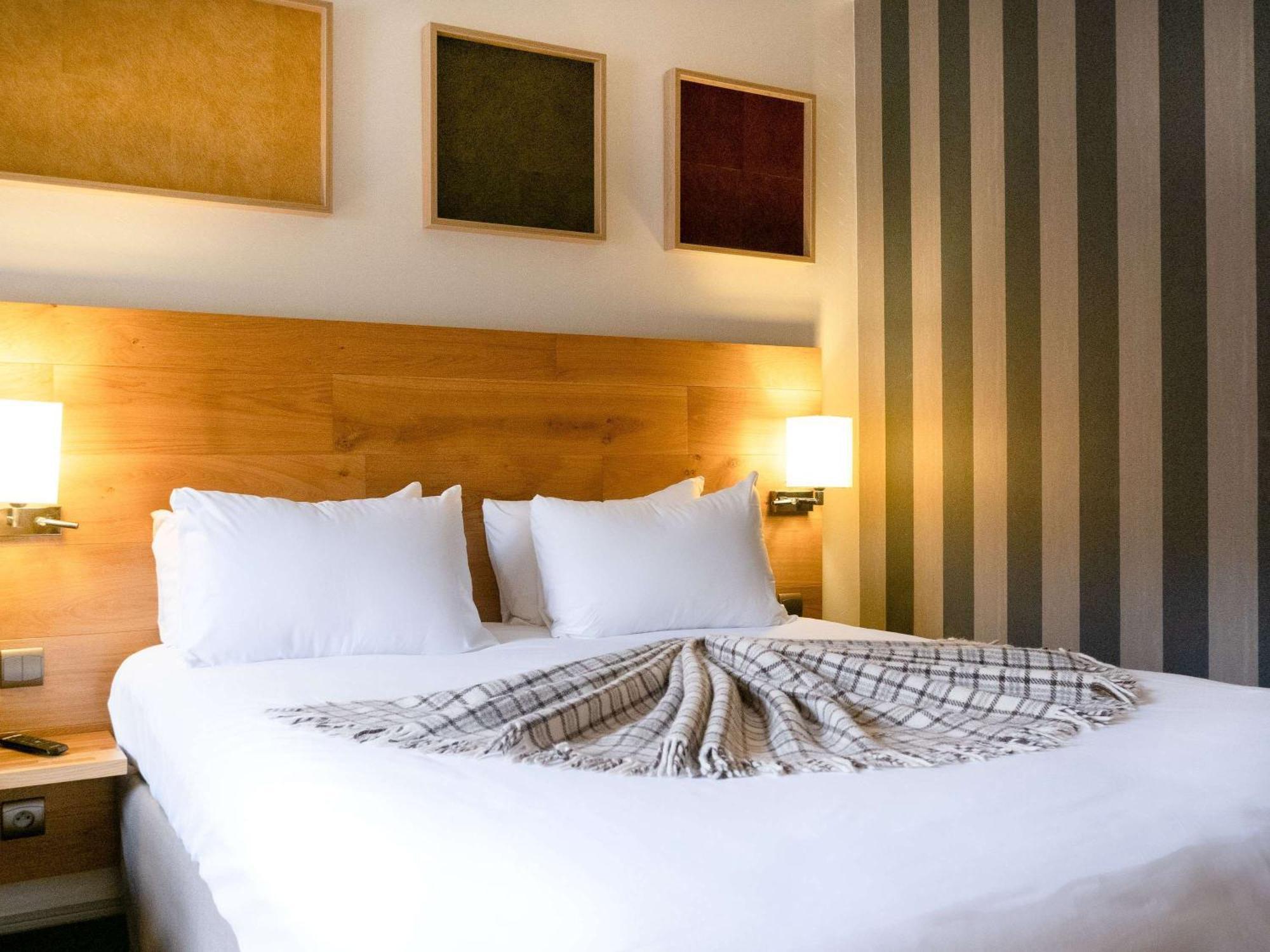 Mercure Saint-Lary Экстерьер фото